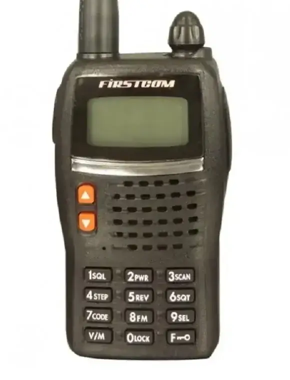 Firstcom-FC-418 | Kontraktor Radio Komunikasi HT Firstcom-FC-418