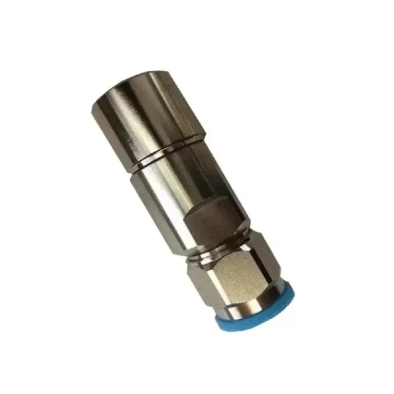 Konektor feeder Amphenol AFA7-12 dengan badan logam