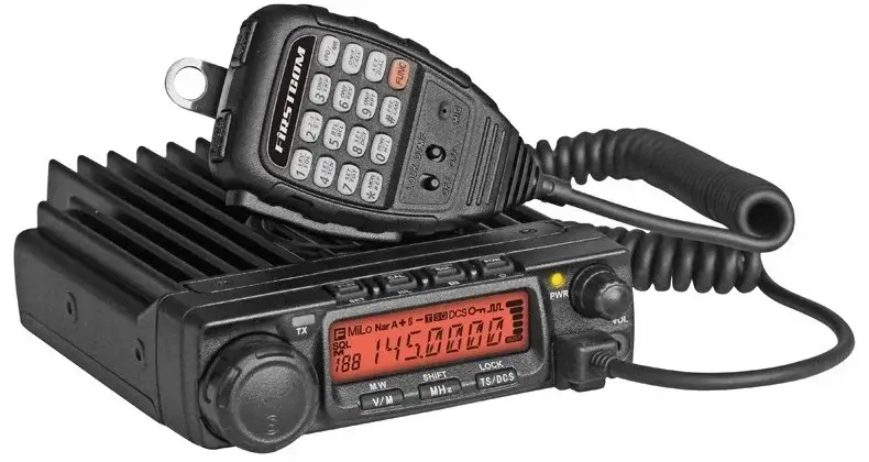 Firstcom FR-388 | Kontraktor Radio Komunikasi Radio Rig UHF Analog Firstcom FR-388.