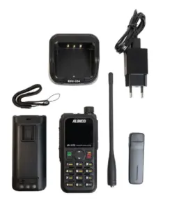 HT Dual Band Alinco DJ-W70 original dengan berbagai aksesoris.