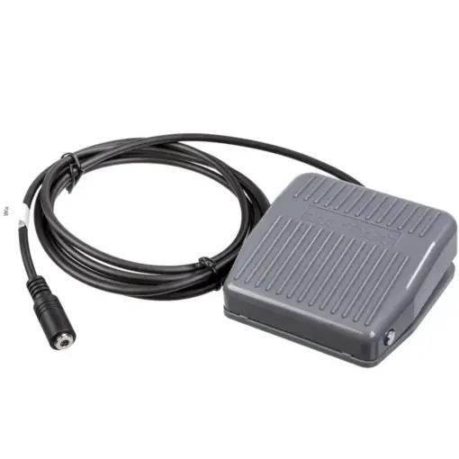 Tombol PTT kaku atau foot switch Hytera POA85.