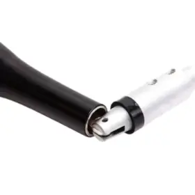 Batang antena Diamond SG7200 yang dapat ditekuk.