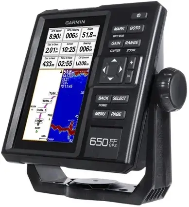 GPS/chartplotter Garmin FF 650 GPS yang terpasang pada braket, menampilkan peta laut dan data navigasi di layarnya.